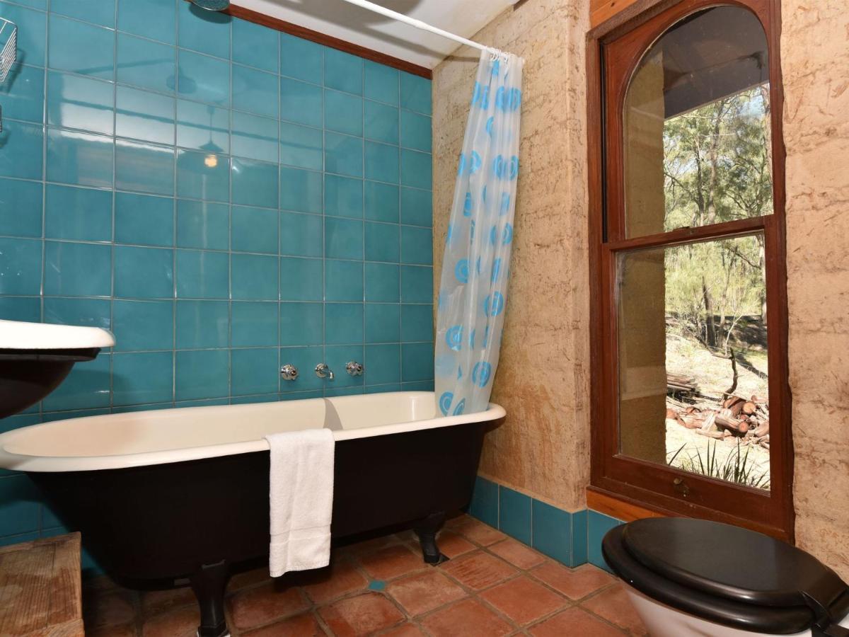 Corymbia Cottage Brokes Secluded Escape For Max 4 Bagian luar foto